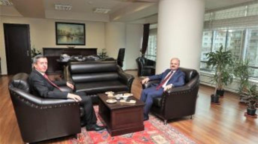 Vali &Ccedil;akacak, Adalet Komisyonu Başkanı Şener&rsquo;i Ziyaret Etti