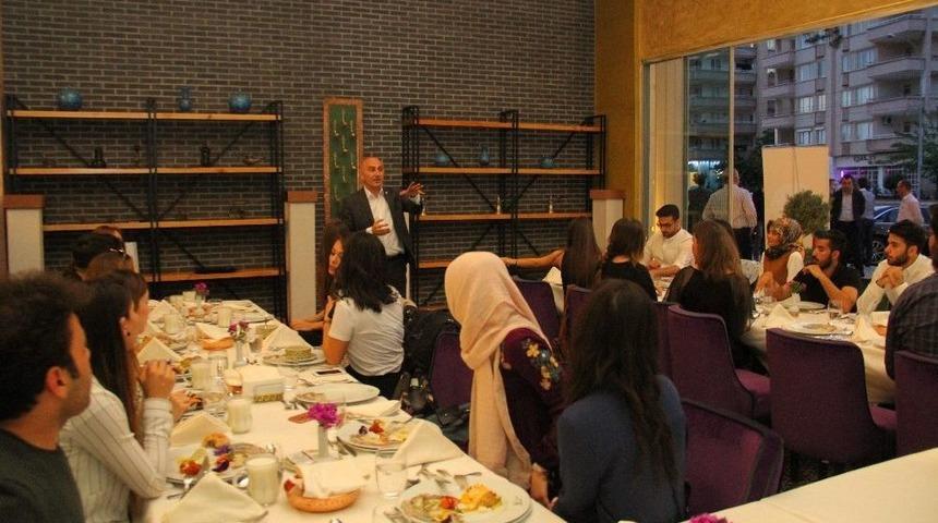 Erasmus+ İle Hk&uuml; &Ouml;ğrencileri Avrupa&rsquo;da