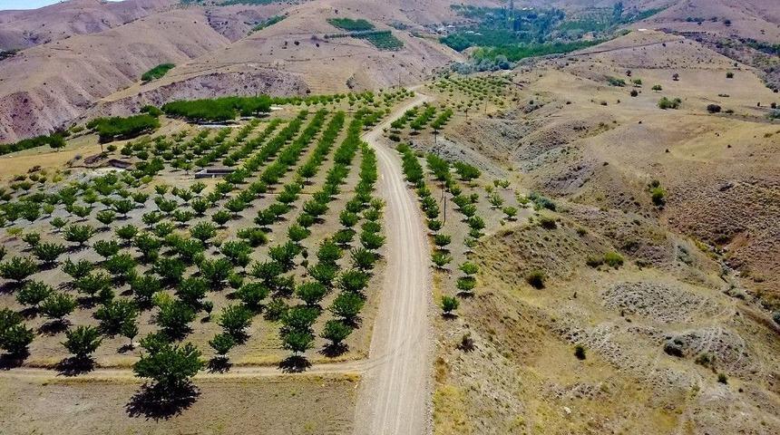 B&uuml;y&uuml;kşehir Belediyesi Yol &Ccedil;alışmalarına Devam Ediyor