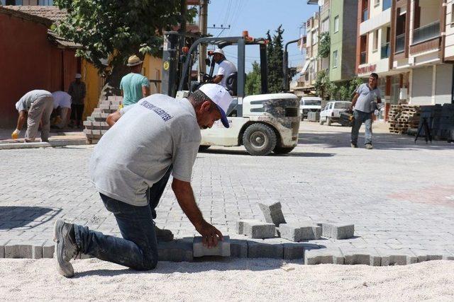 Yunusemre’de Parke Taşsız Yol Kalmayacak