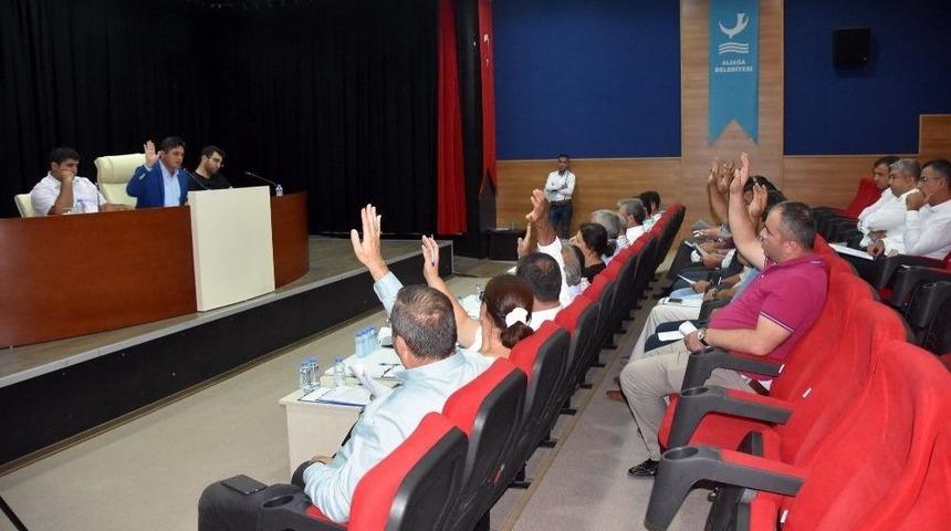 Aliağa Belediye Meclisi Toplandı