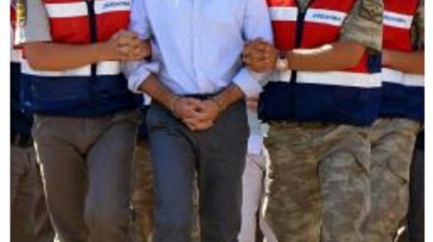 Darbeci General S&ouml;nmezateş Eşinden Boşandı