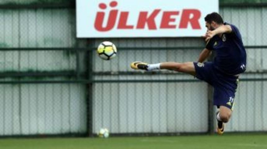 Fenerbah&ccedil;e&rsquo;de Mehmet Ekici Takımla &Ccedil;alıştı