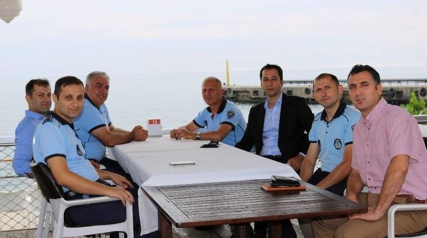 Başkan T&uuml;rkmen&rsquo;den Zabıta Personeline Kutlama