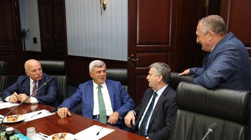 Başkan Karaosmanoğlu, Ankara&rsquo;da Kocaeli&rsquo;yi Anlattı