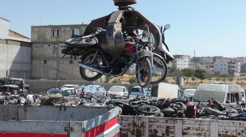 3 Bin 500 Motosiklet Geri D&ouml;n&uuml;ş&uuml;me G&ouml;nderildi