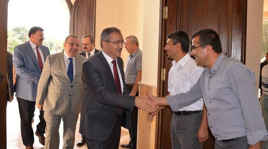 Sel&ccedil;uk &Uuml;niversitesi&rsquo;nde Bayramlaşma