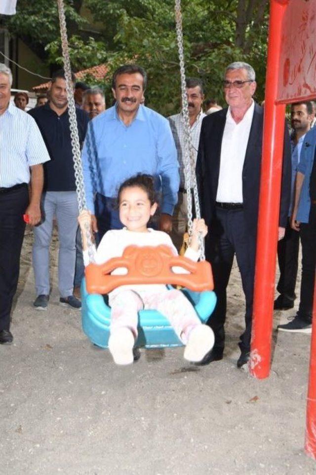 Başkan Çetin Yaylada Park Ve Atatürk Büstü Açtı