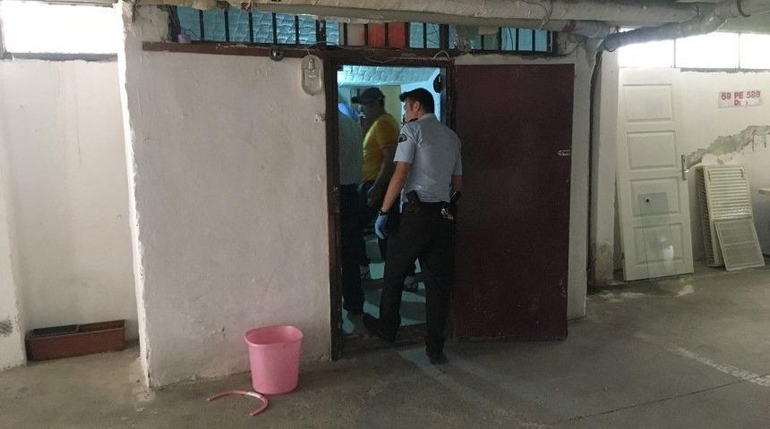 Kız &Ccedil;ocuklarını Taciz Ettiği İddia Edilen Apartman Y&ouml;neticisi Tutuklandı