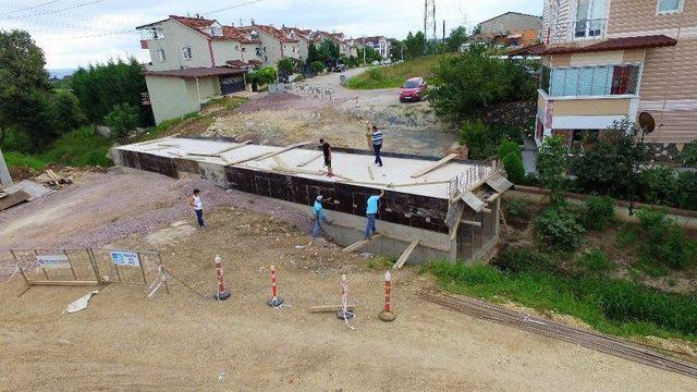 10 Günde 10 Bin Metrekare Parke Yol