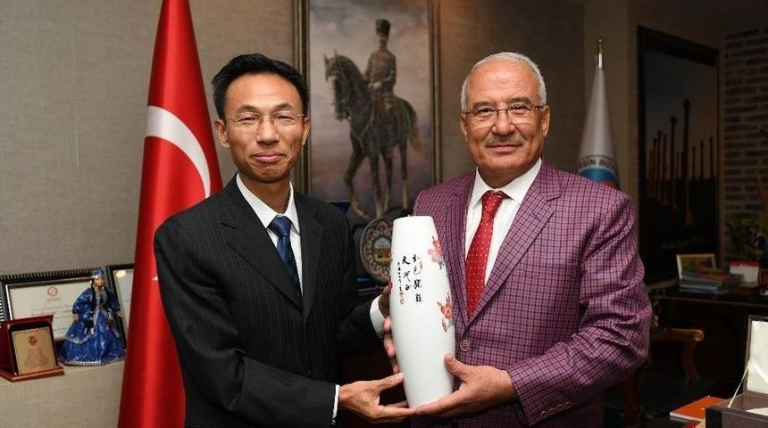 &Ccedil;in B&uuml;y&uuml;kel&ccedil;isi Hongyang, Başkan Kocamaz&rsquo;ı Ziyaret Etti