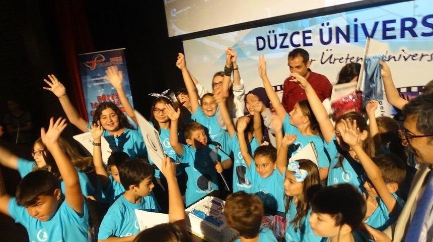 D&uuml;zce &Ccedil;ocuk Teknopark Eğitim Programları Sona Erdi