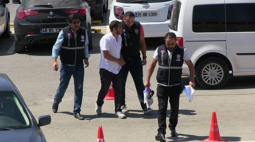 Firar Ettikten Sonra Da Suç İşlemeye Devam Edince Yakayı Ele Verdi