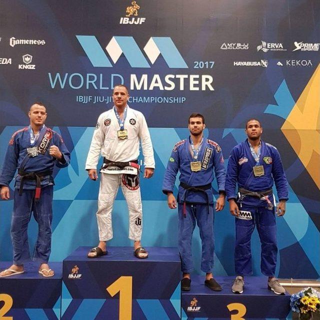 Yakın Doğu Üniversitesi Dünya Üçüncüsü 1