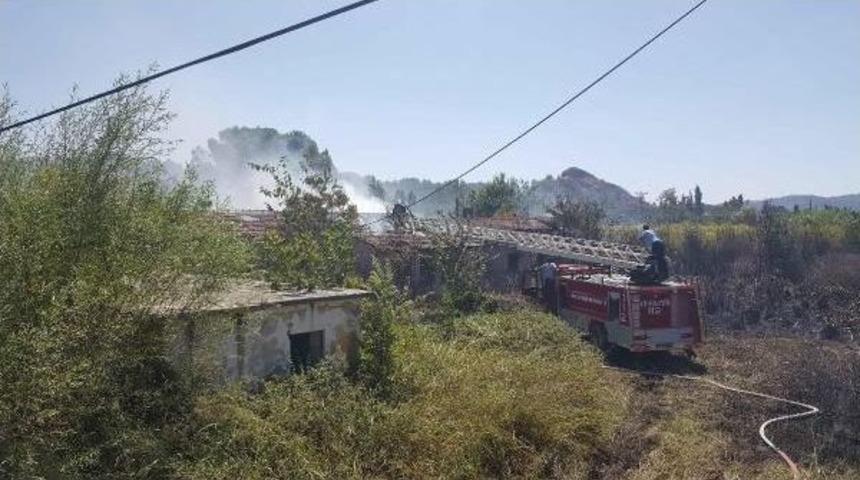 Eski Okul Binasında Yangın