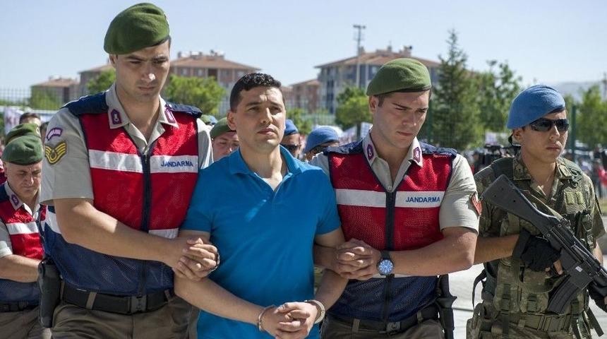 Akın &Ouml;zt&uuml;rk&rsquo;&uuml;n Damadı Hakan Karakuş Hakim Karşısında