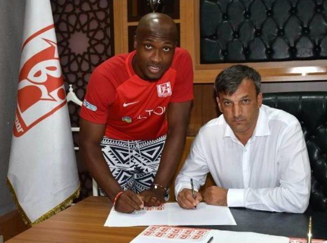 Balıkesirspor'da Imzalar Tamam