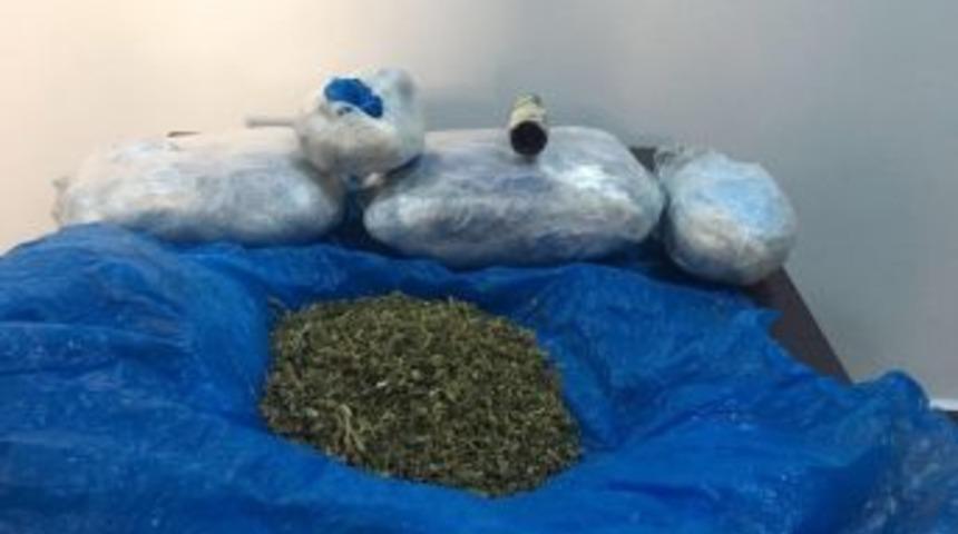 G&uuml;m&uuml;şhane&rsquo;de Uyuşturucu Operasyonu