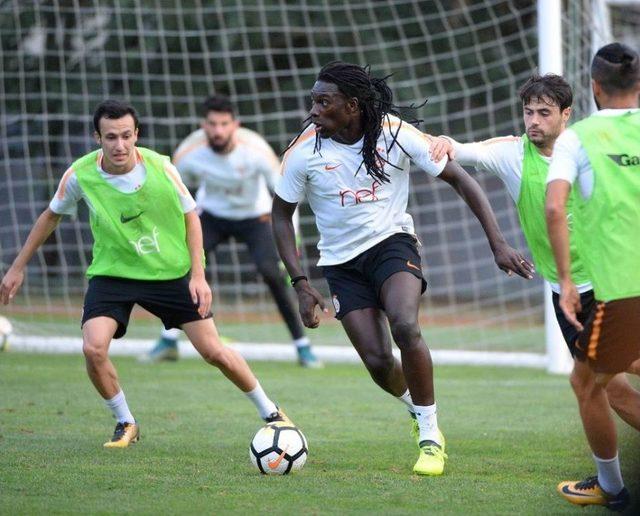 Galatasaray, Antalyaspor Ma&ccedil;ı Hazırlıklarını S&uuml;rd&uuml;rd&uuml; 1