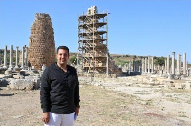 Perge'nin Helenistik Kuleleri Restore Ediliyor