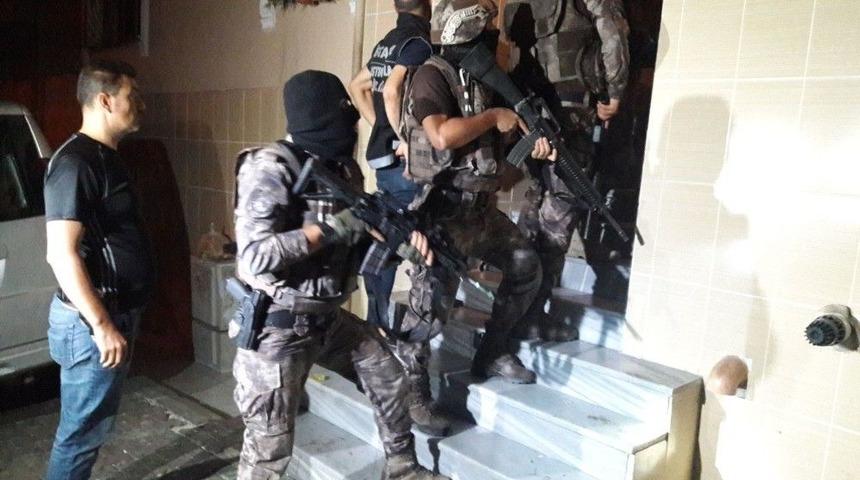 İstanbul&rsquo;da Helikopter Destekli Uyuşturucu Operasyonu