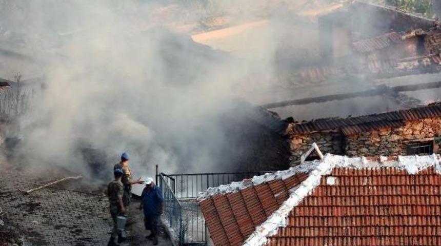 Muğla'da Orman Yangını (6)