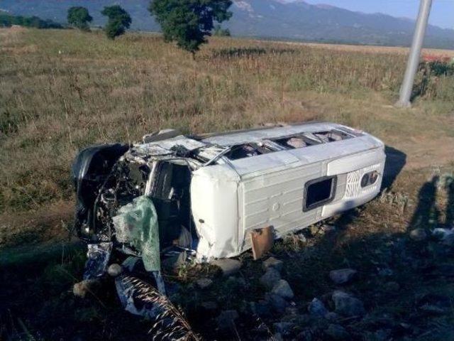 Bursa'da Kaza: 1'i Çocuk 7 Ölü, 10 Yaralı