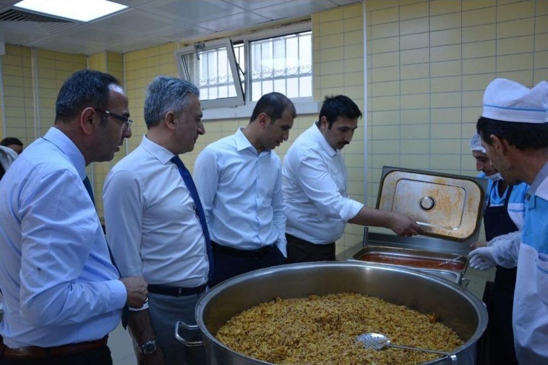 G&ouml;&ccedil; İdaresine Ziyaret