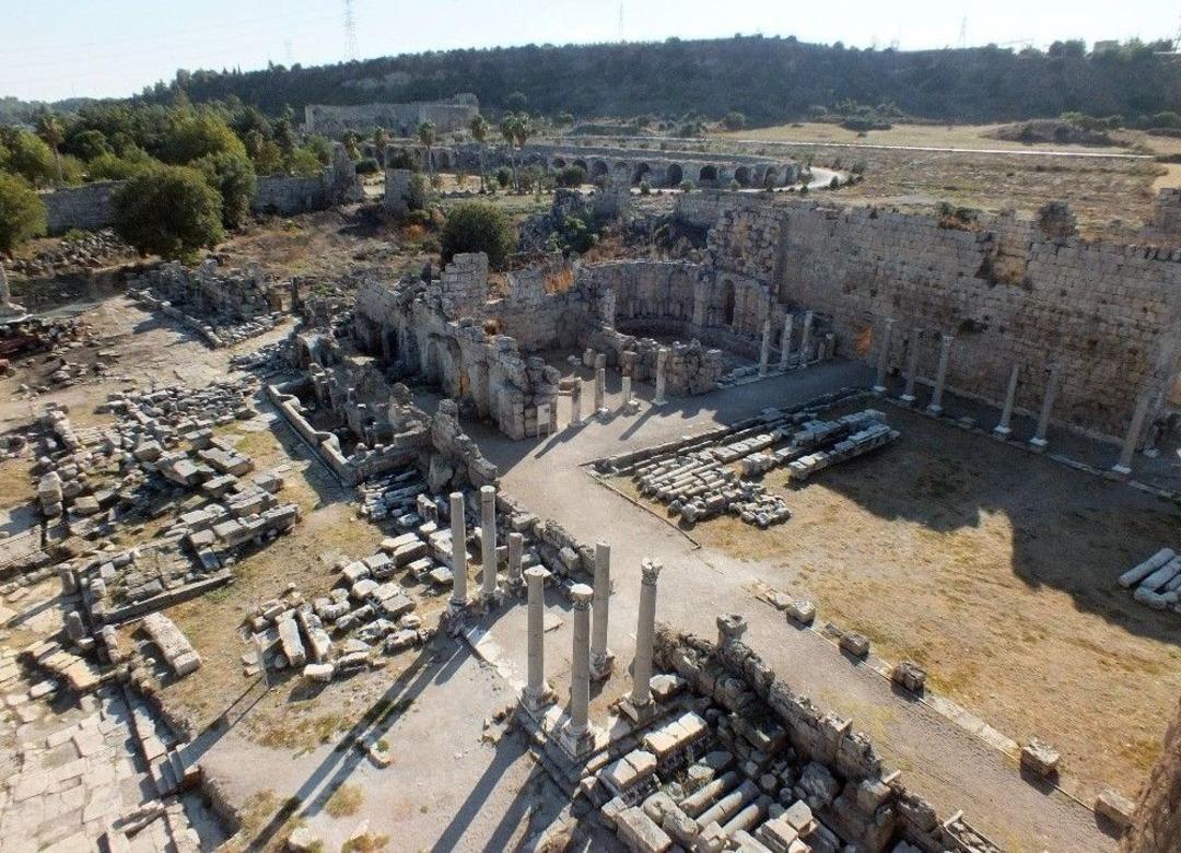 Perge&rsquo;nin Helenistik Kuleleri Restore Ediliyor