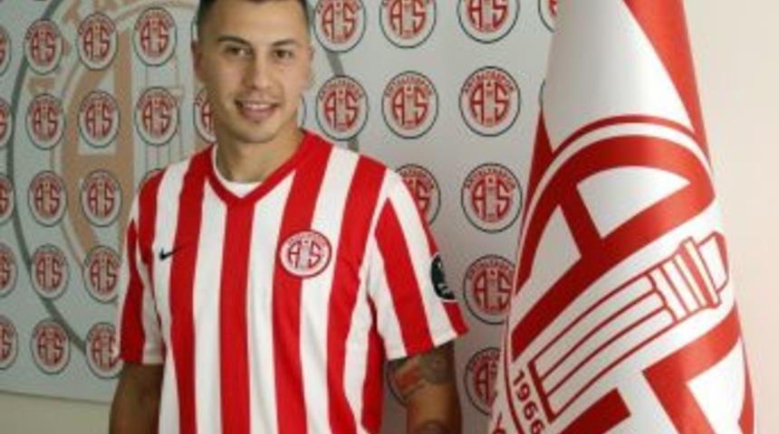 (&ouml;zel Haber) Emre G&uuml;ral: &ldquo;t&uuml;rkiye&rsquo;de Mi Oynuyoruz, Başka Yerde Mi Belli Değil&rdquo;