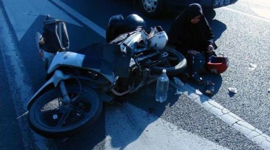 Edirnekapı'da Trafik Kazası: 1'i Ağır 2 Yaralı