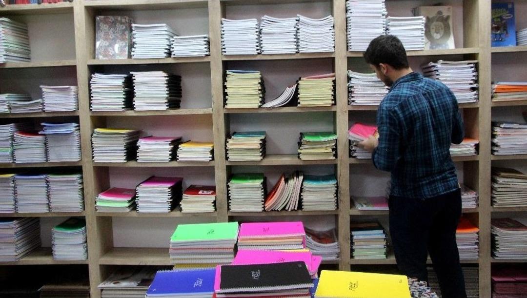 Bir &Ouml;ğrencinin Kıyafet Ve Kırtasiye Masrafı 600 Lira