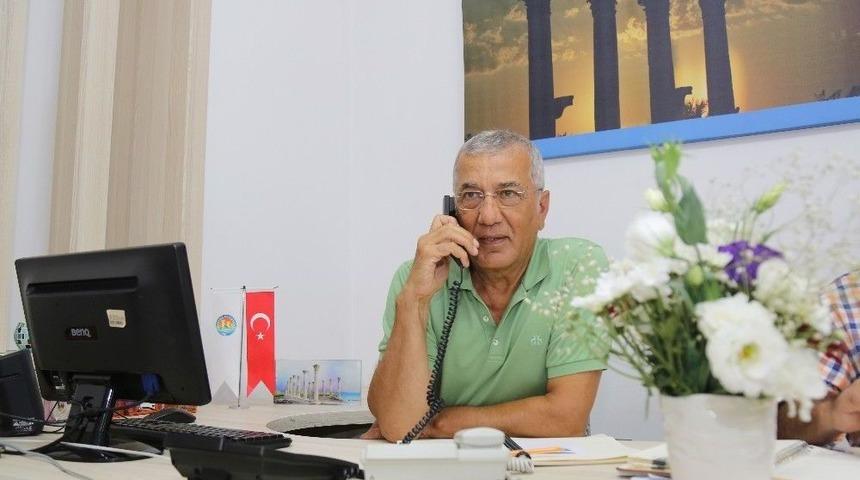 Başkan Tarhan&rsquo;dan Vatandaşlara Telefon S&uuml;rprizi