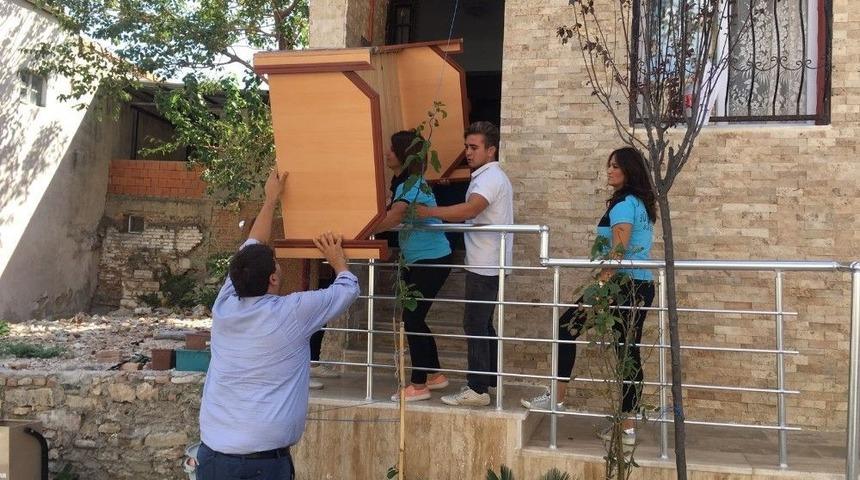 Ayba Ekipleri S&ouml;ke&rsquo;de Bir Aileye Daha El Uzattı