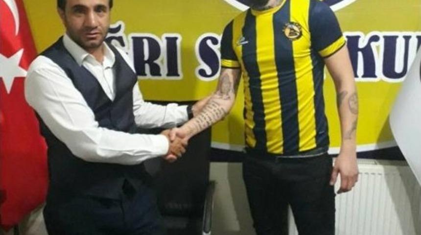 Ağrı 1970 Spor 2 Futbolcu Transfer Etti