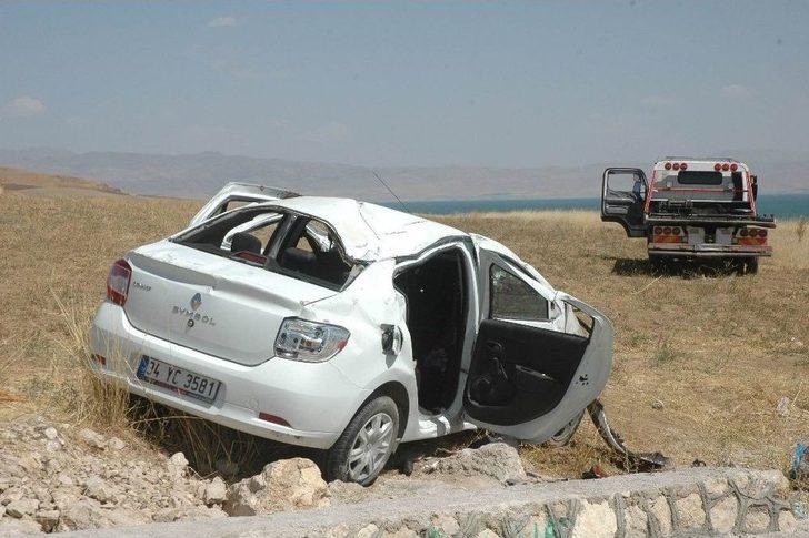Van’da Otomobiller Çarpıştı: 7 Ölü, 2 Yaralı G2
