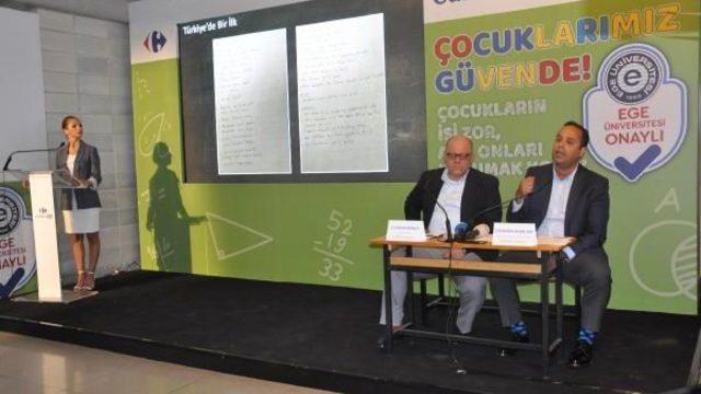 Carrefoursa'nın Kırtasiye Ürünlerine Ege Üniversitesi'nden 'güvenilirlik' Onayı