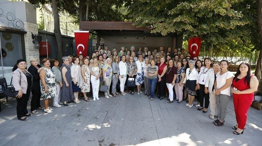 Kadın Dernekleri Chp&rsquo;nin Kahvaltısında Buluştu