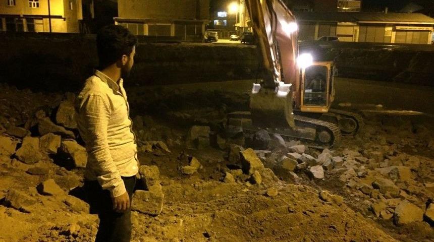 &Ccedil;aldıran&rsquo;da Cami Yapımı