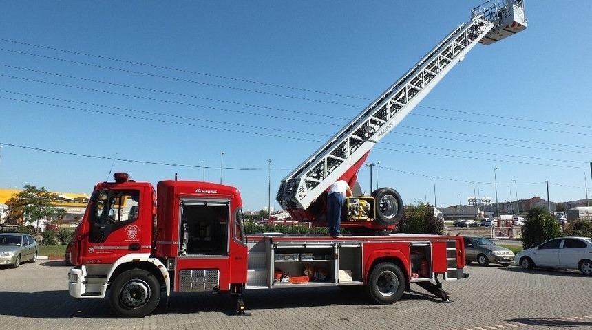 B&uuml;y&uuml;kşehir&rsquo;den Bandırma İtfaiyesine 1,5 Milyon Tl&rsquo;lik Ara&ccedil;