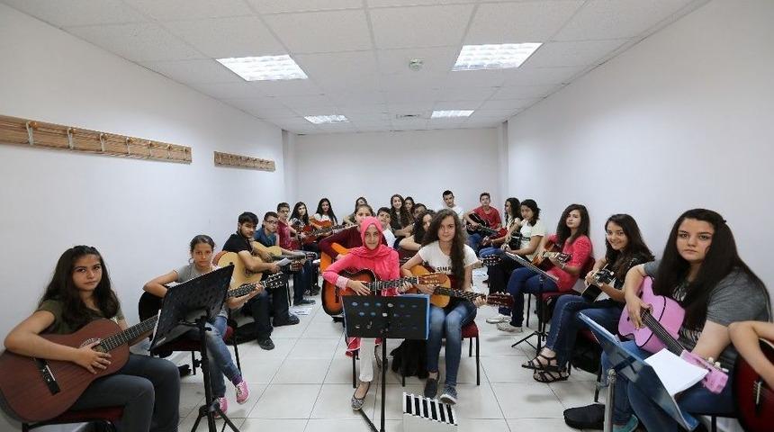 Konservatuvara B&uuml;y&uuml;k İlgi