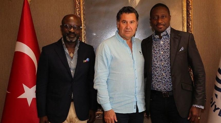 Gana Cumhurbaşkanı Yardımcısı Nana Bediatuo Asante, Bodrum&rsquo;a Hayran Kaldı