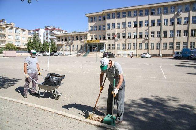 Okullarda Temizlik Seferberliği 1