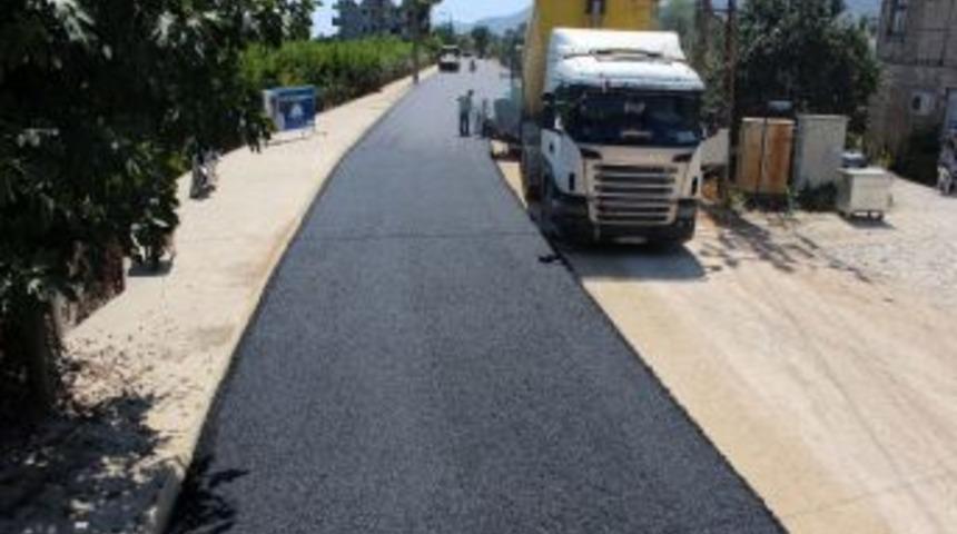 Finike Ova Yoluna Sıcak Asfalt