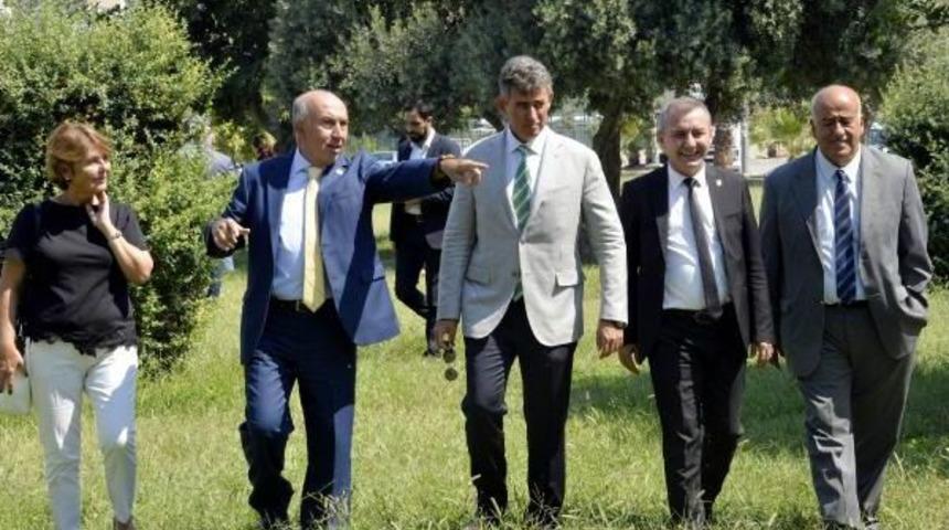 Feyzioğlu'dan Adli Yıl A&ccedil;ılışı Yorumu: Korkanlar Bizi Konuşmacı Olarak Davet Etmemişlerdir