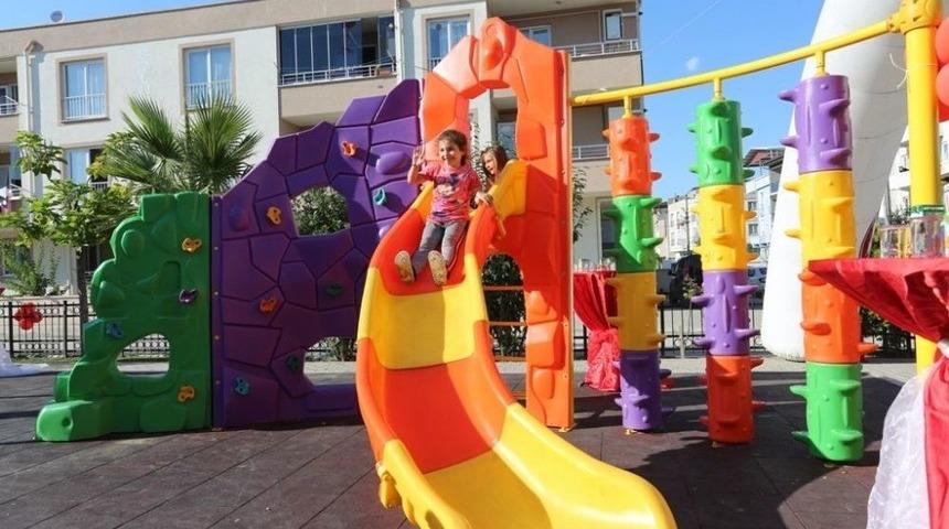 G&uuml;rsu Belediyesi, Şehitleri Parklarda Yaşatıyor