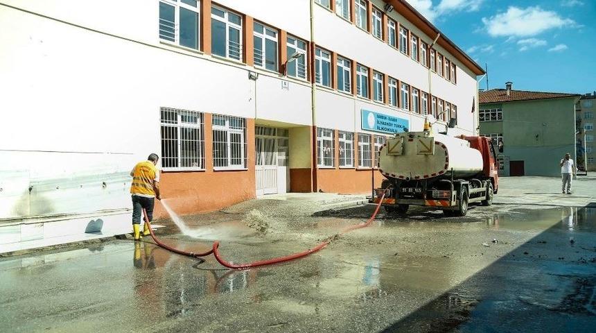 İlkadım&rsquo;da Okullar Eğitime Hazırlanıyor