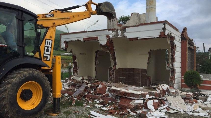 Kavak Belediyesi Ka&ccedil;ak Yapılaşmaya Savaş A&ccedil;tı