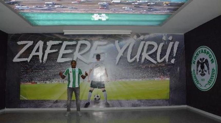 Atiker Konyaspor, Lebogang Manyama Ile 3 Yıllık S&ouml;zleşme Imzaladı