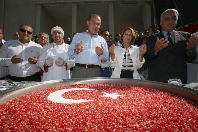 Başkan S&ouml;zl&uuml;&rsquo;den Vatandaşa Aşure İkramı 3